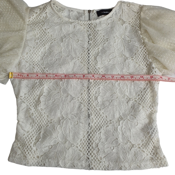 Miss Valley Lace Top - Picture 3 of 8